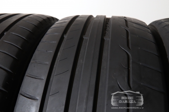 Dunlop Sport Maxx RT