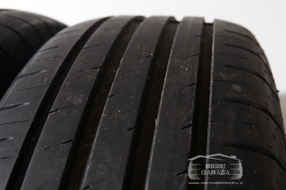 Goodyear Efficientgrip Performance