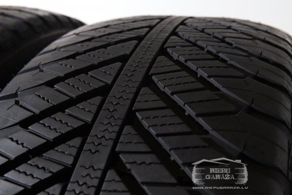 Goodyear Vector 4Seasons
