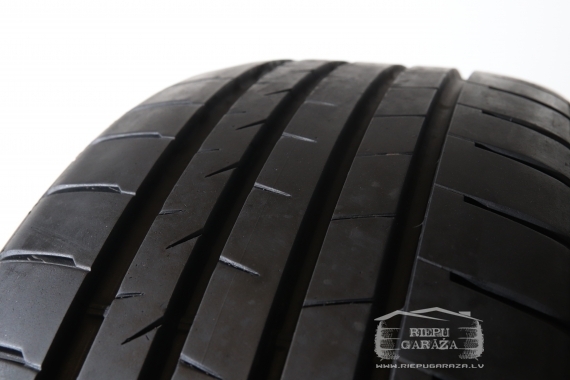 Bridgestone Alenza 001