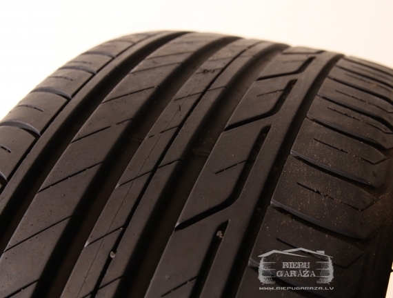 Bridgestone Turanza T001