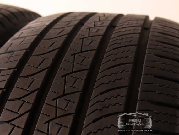 Pirelli P ZERO ALL SEASON