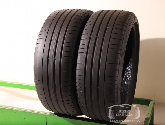 Pirelli P Zero PZ4