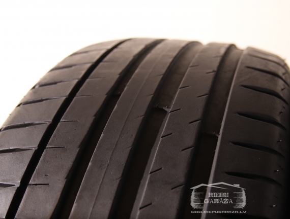 Michelin PILOT SPORT 4 AO