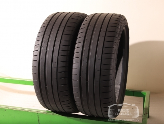 Michelin Pilot Sport 4