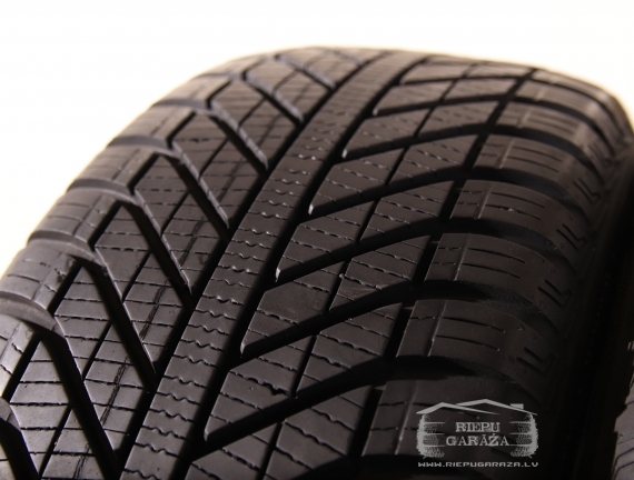Goodyear Vector 4Seasons