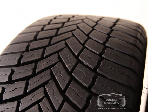 Bridgestone Weather Control A005