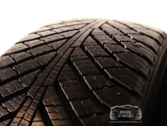 Kumho Solus HA31