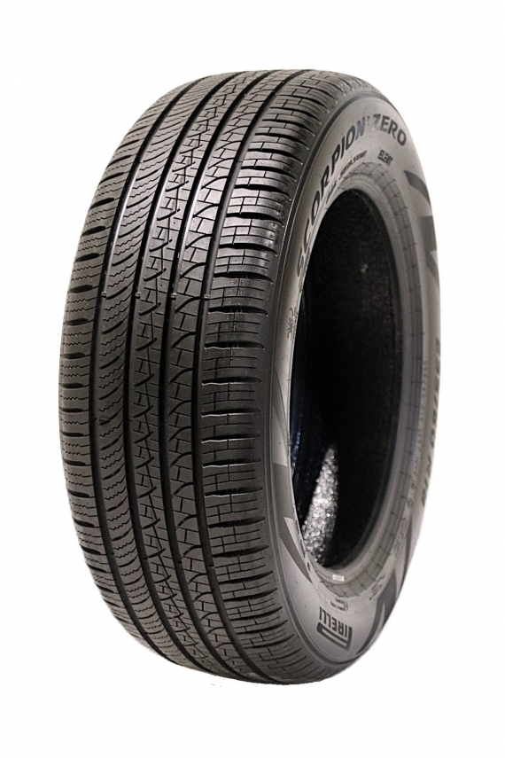 Pirelli Scorpion Zero AllSeason