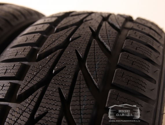Toyo Snowprox S953A