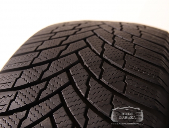 Firestone Winterhawk 4