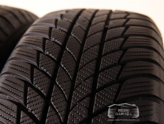 Bridgestone Blizzak LM001