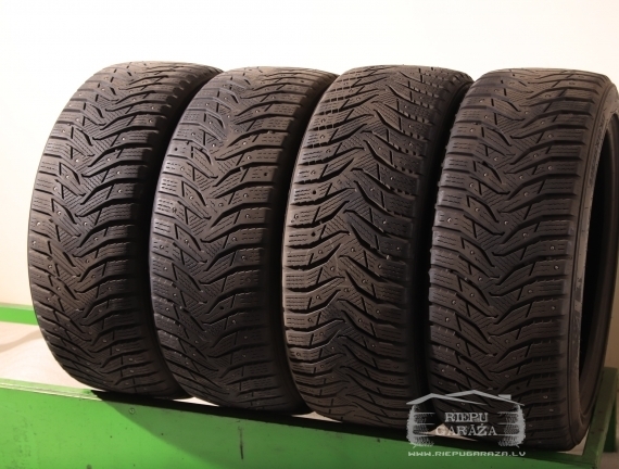 Kumho WI31+ studded