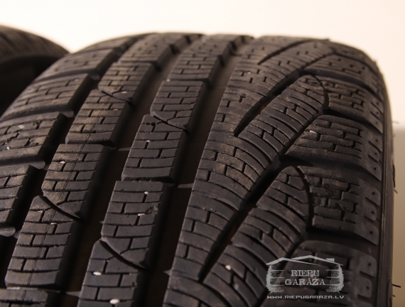 Pirelli SottoZero Winter 210 II