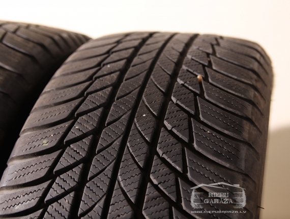 Bridgestone Blizzak LM001