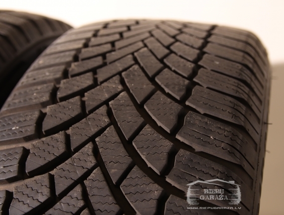 Bridgestone Blizzak LM005