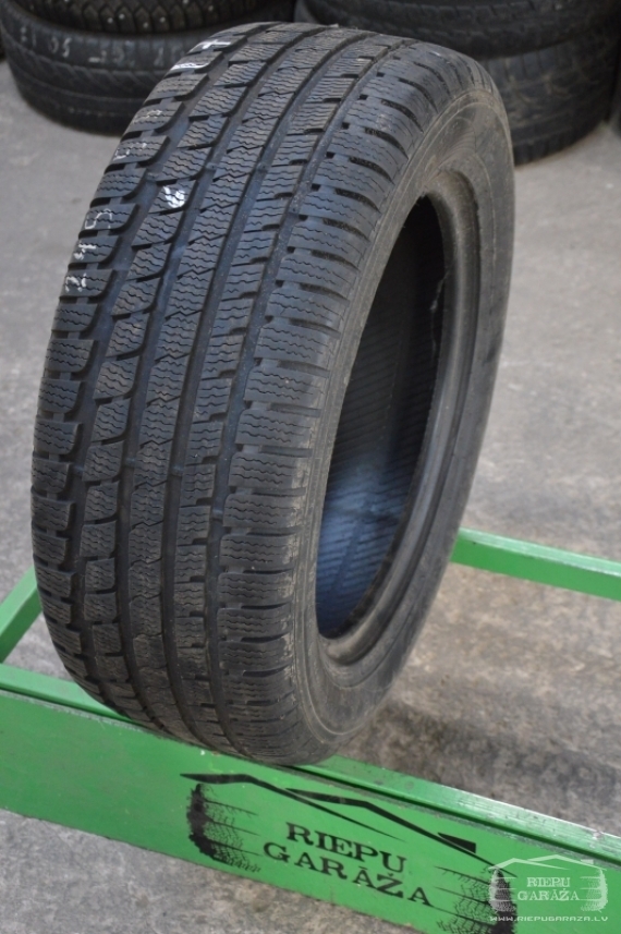 Kumho I Zen KW27