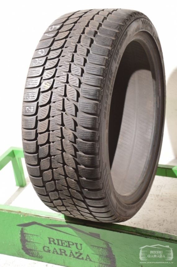 Bridgestone Blizzak LM25V