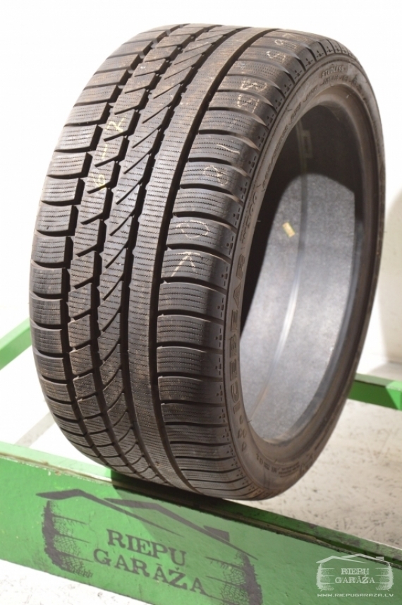 Hankook IceBear W300