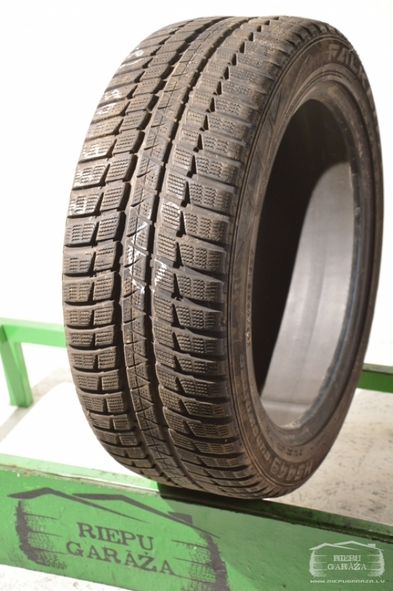 Falken Eurowinter HS449