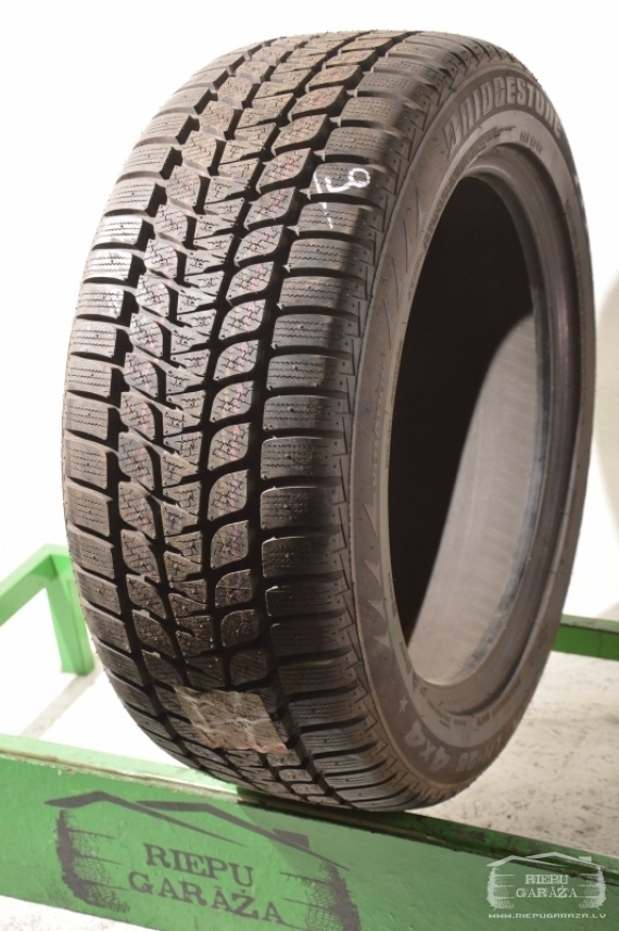 Bridgestone Blizzak LM-25 4x4