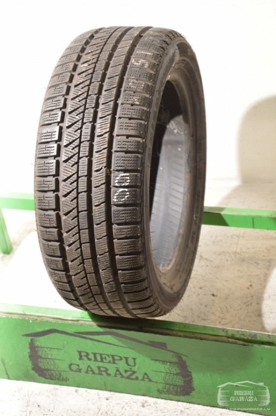 Bridgestone Blizzak LM-30