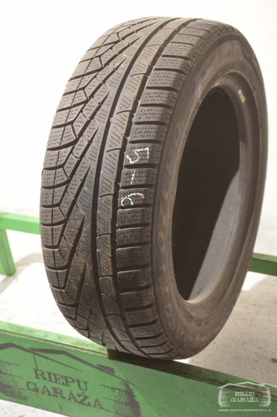Pirelli SottoZero Winter 210