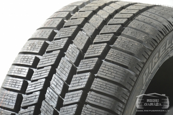 Pirelli Winter 240 Snow Sport DOT2012