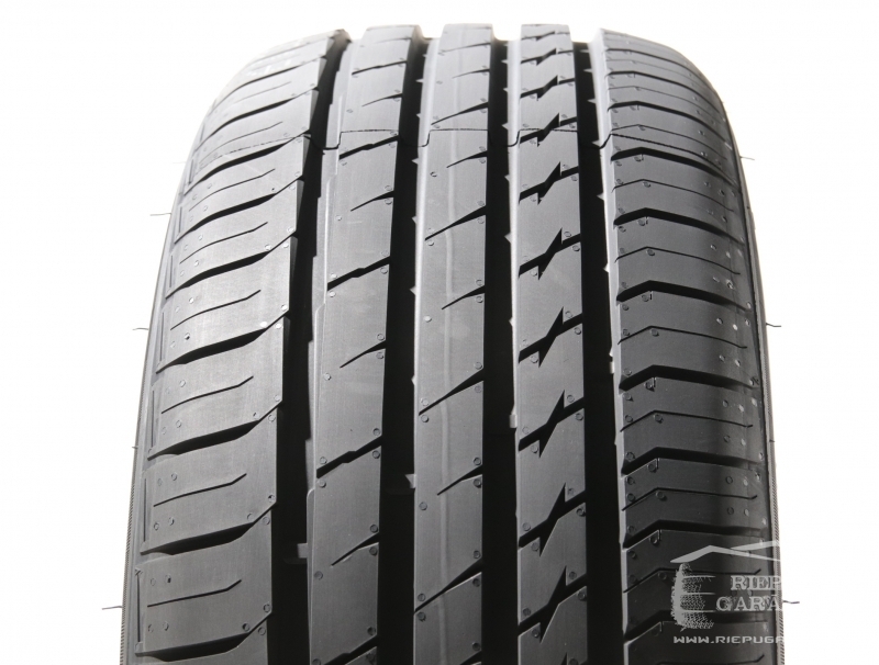 Summer tyres 225/60 R16 Sailun Atrezzo Elite