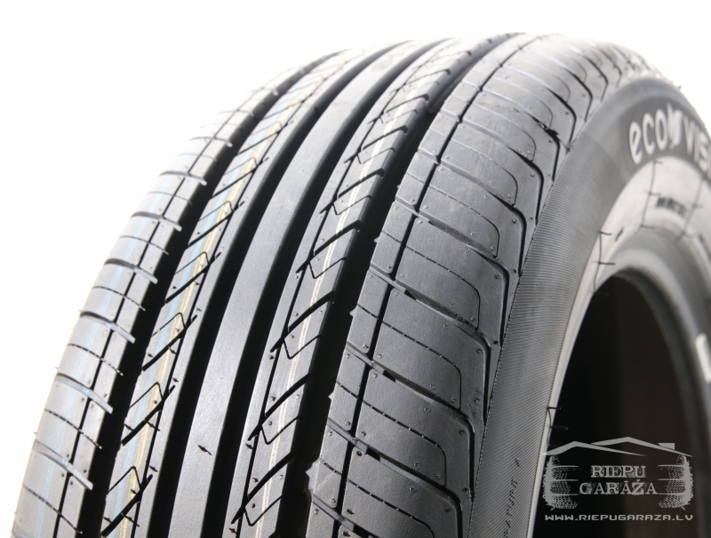 Vasaras riepas 205/60 R16 Ovation Ecovision VI-682