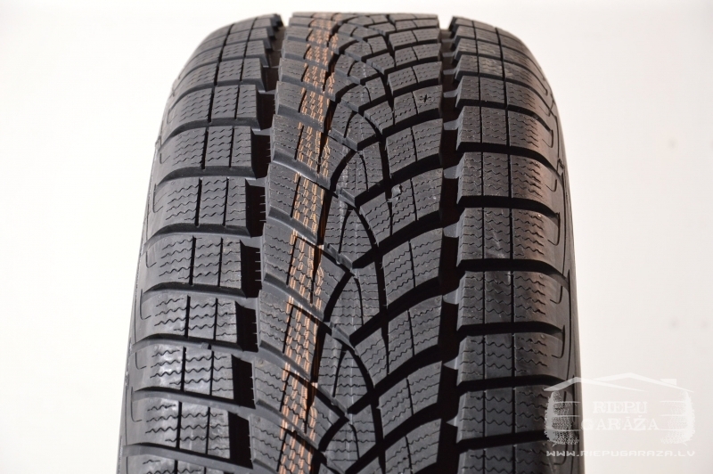 Ziemas riepas 265/65 R17 Goodyear UltraGrip Ice SUV G1