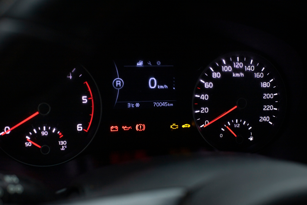 Auto paneļa simboli: Riepu garāžas ekspertu ceļvedis brīdinājuma lampiņu pasaulē
