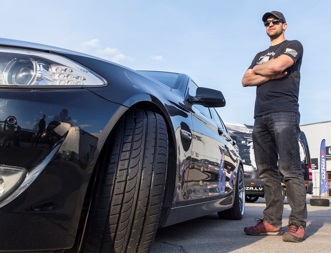 Kristaps Blušs savam ikdienas auto izvēlas Altenzo riepas