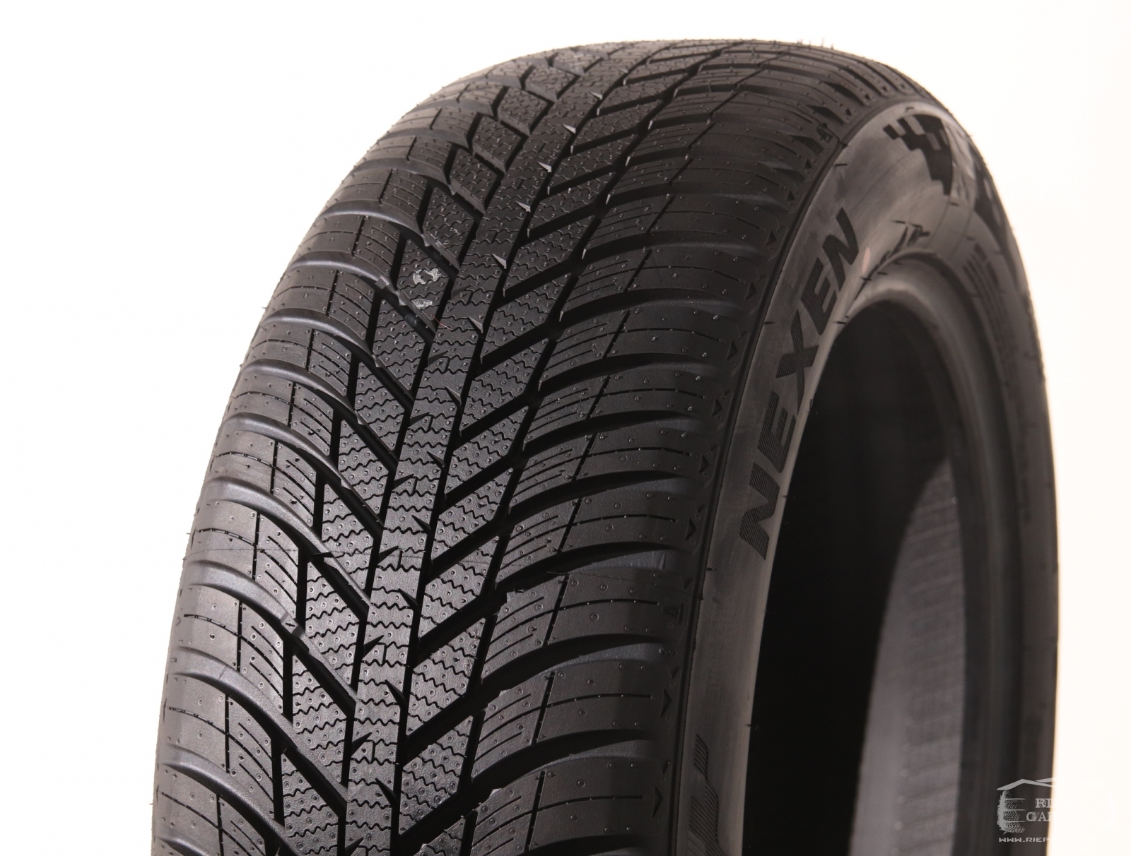 215/65 R16 Nexen NBlue 4Season WH17 | Riepu Garāža