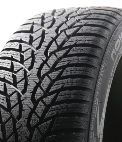 Nokian WR D4 - 215/60 R16