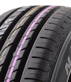 Nexen NFera SU4 - 245/45 R18