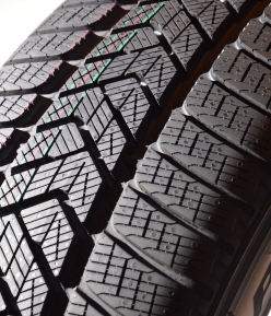 Pirelli SCORPION WINTER ELECT - 255/50