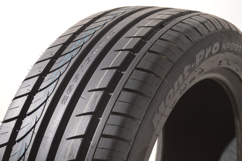 Sunfull HP881 DOT2022 275/55 R20 117V