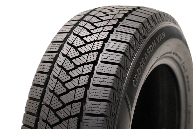 Tercelo Croseason VAN 235/65 R16 C