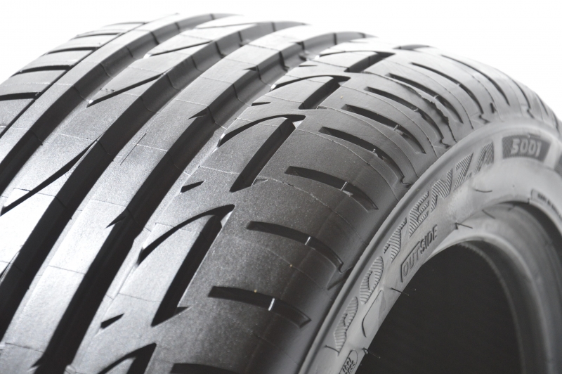 Bridgestone Potenza S001 DOT2011 235/45 R19
