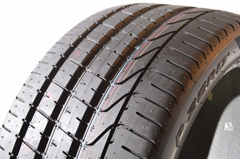 Pirelli PZero PZ3 DOT2008 235/55 R18