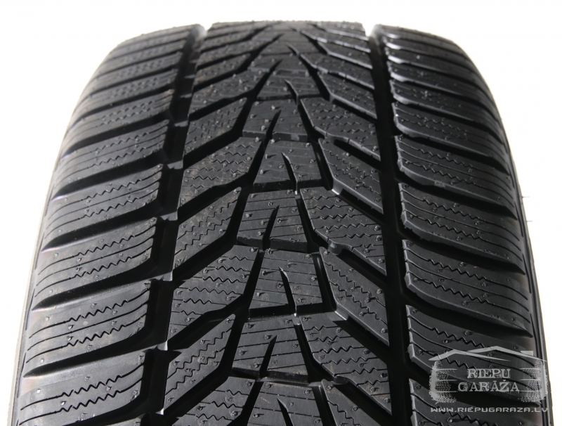255/45 R18 Hankook W330 Riepu Garāža